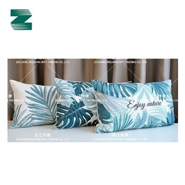 Linen seperti Polyester Rectangle Printed Cushion