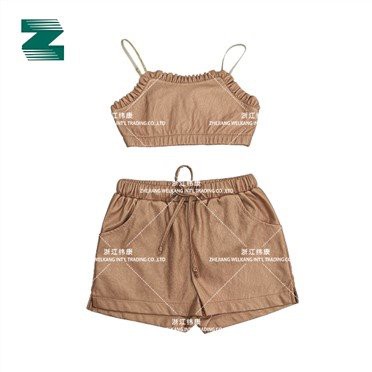 Atasan Untuk Anak-Anak Di Light Pu